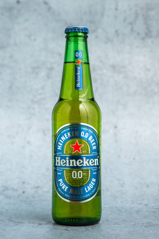 Alt=''Heineken 0.0, brezalkoholno pivo (Pivo)''